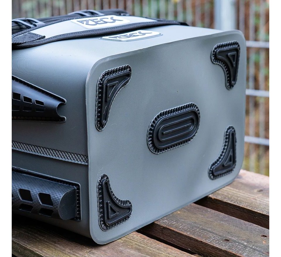 Zeck Taška Tackle Container Pro