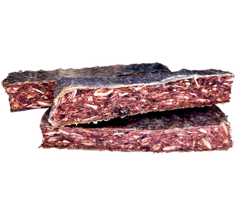 LK Baits Pet Luxusní řez ze sušené Tresky s brusinkami 4ks