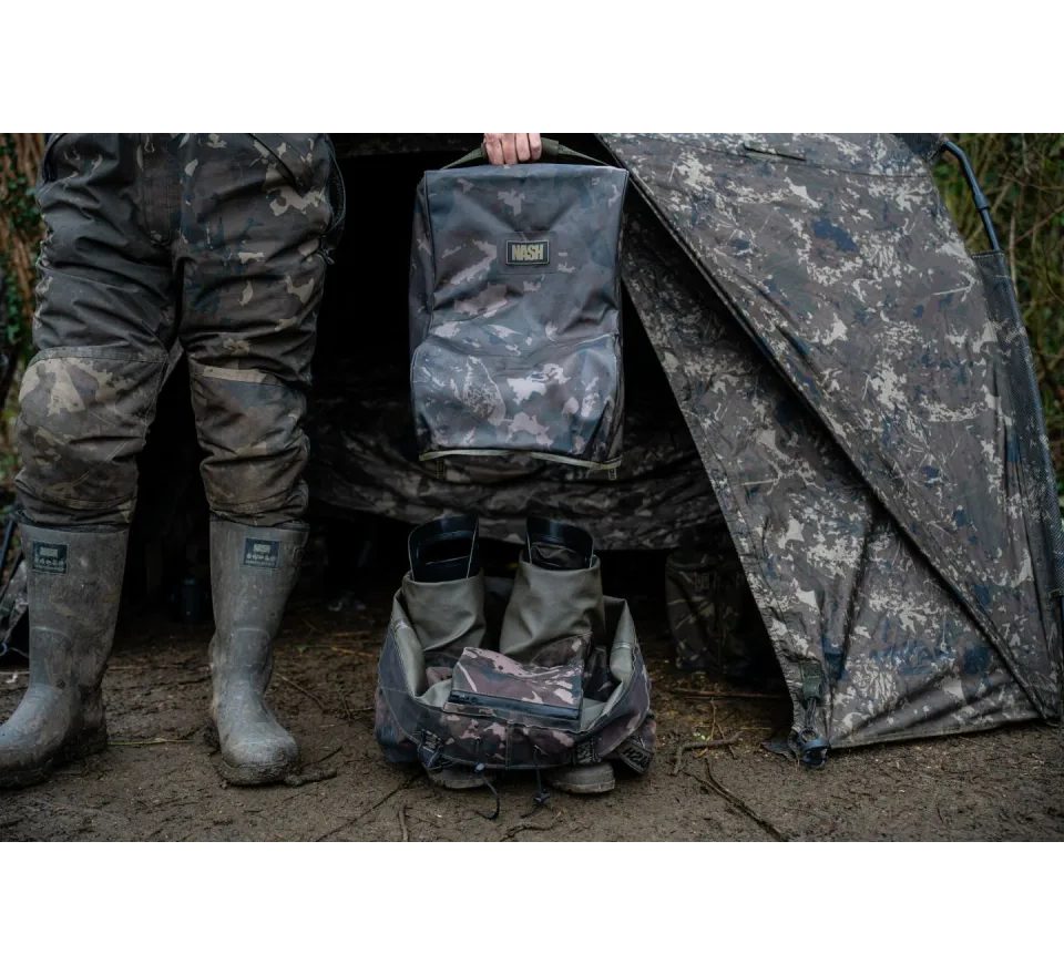 Nash Taška na holinky Subterfuge Waterproof Wader & Boot bag