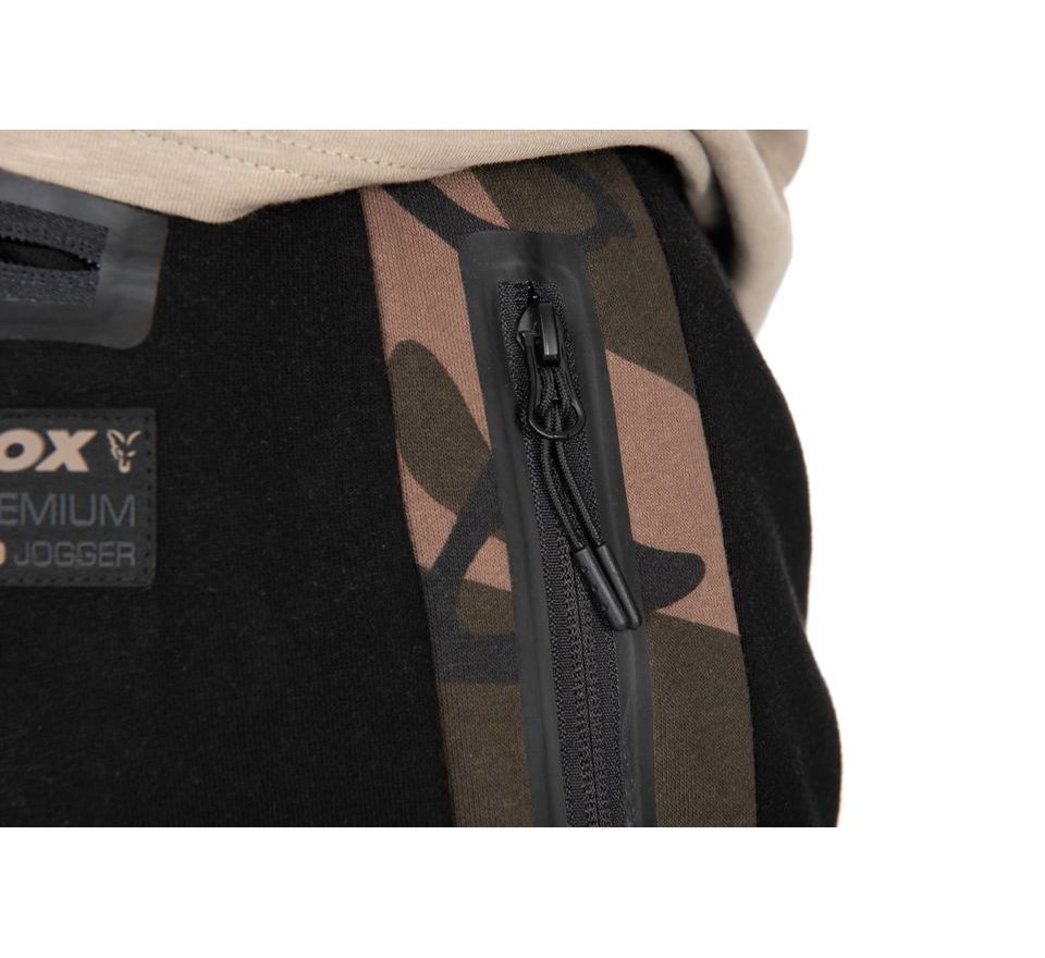 Fox Tepláky Black/Camo Premium 310 Joggers