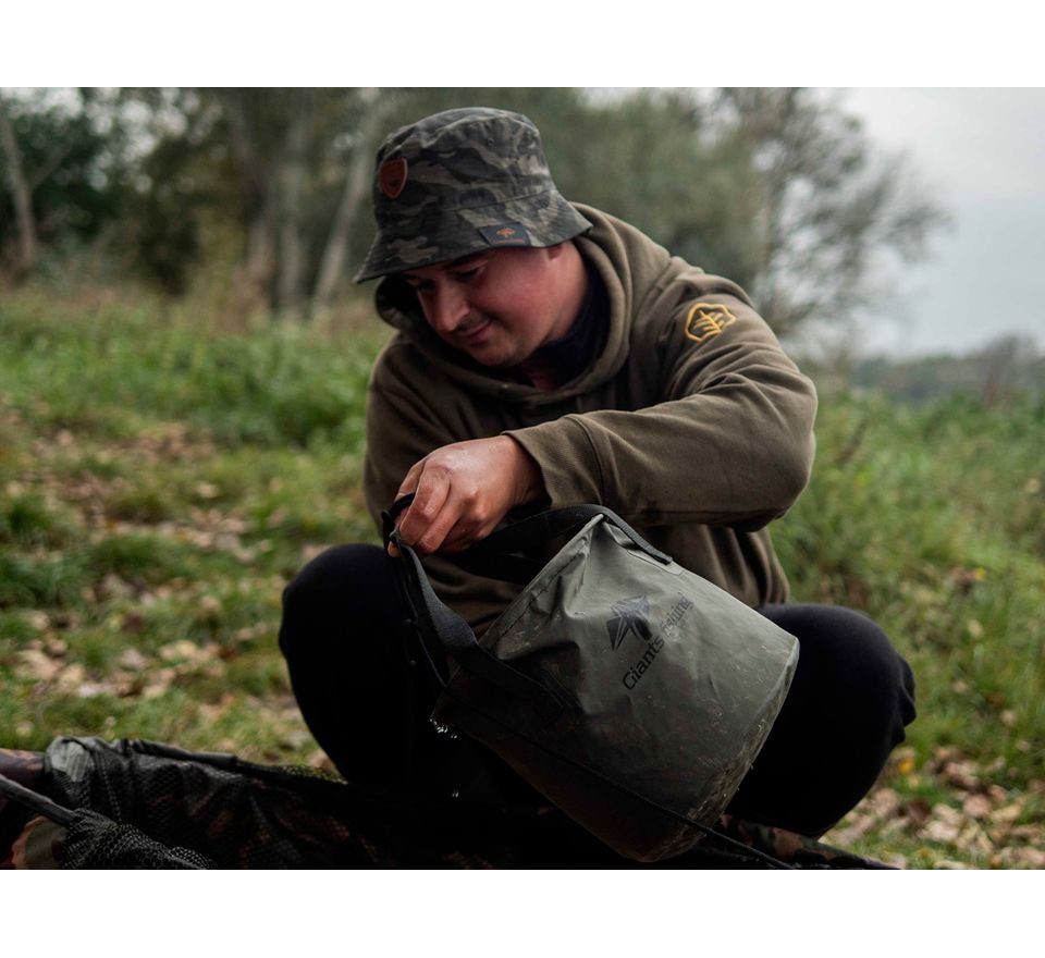 Giants Fishing Klobouk oboustranný Camo/Black Double Bucket Hat