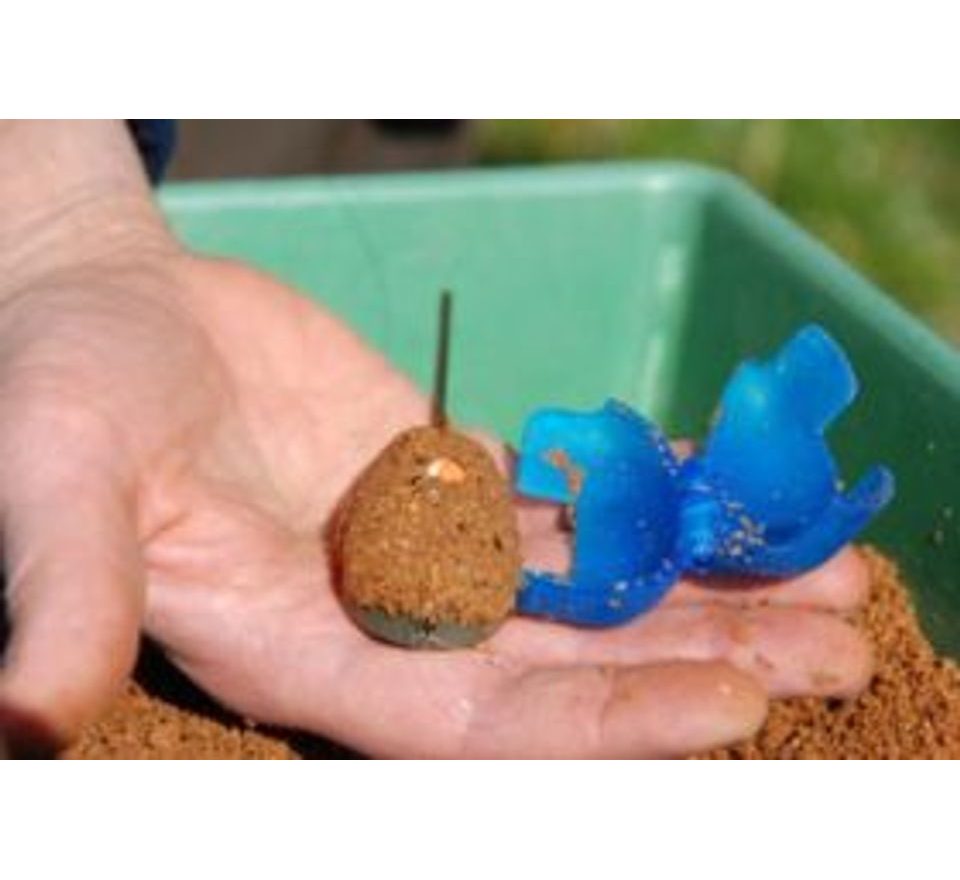 Cralusso Krmítko Sensitive Method košík