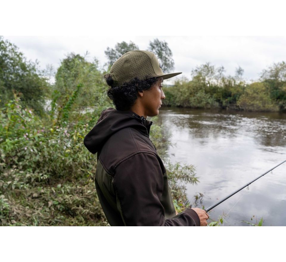 Korum Šiltovka Performance Hat Olive