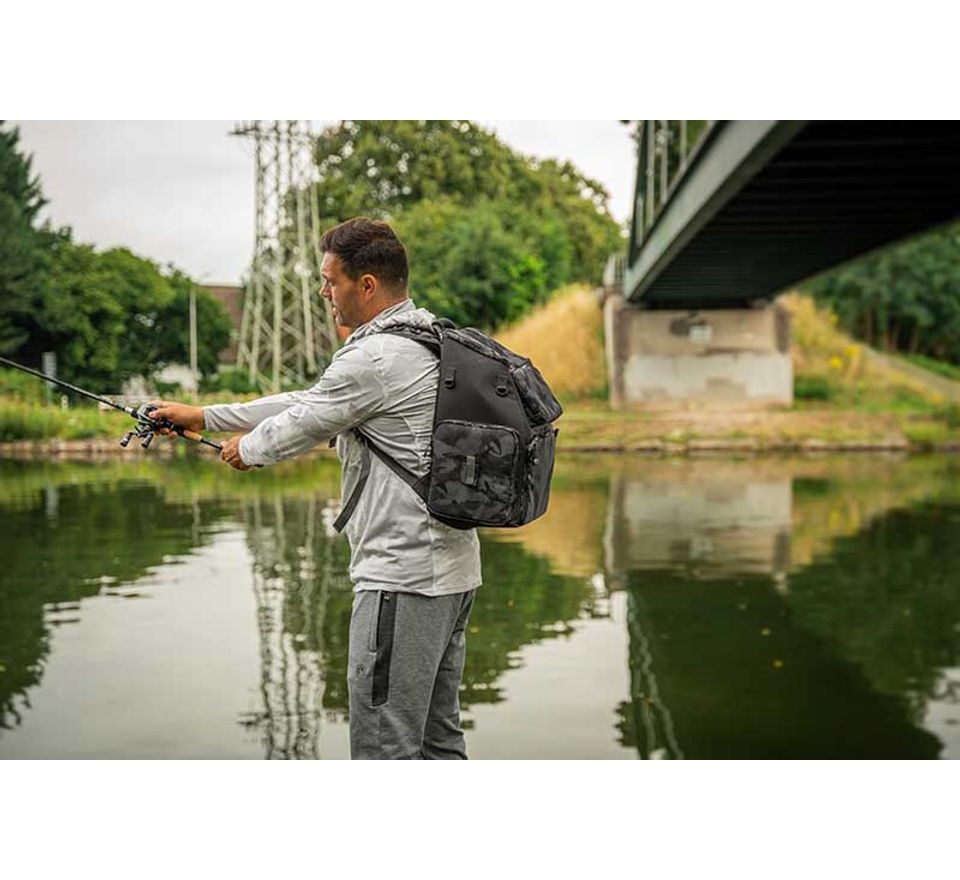 Fox Rage Batoh Camo Voyager Rucksack