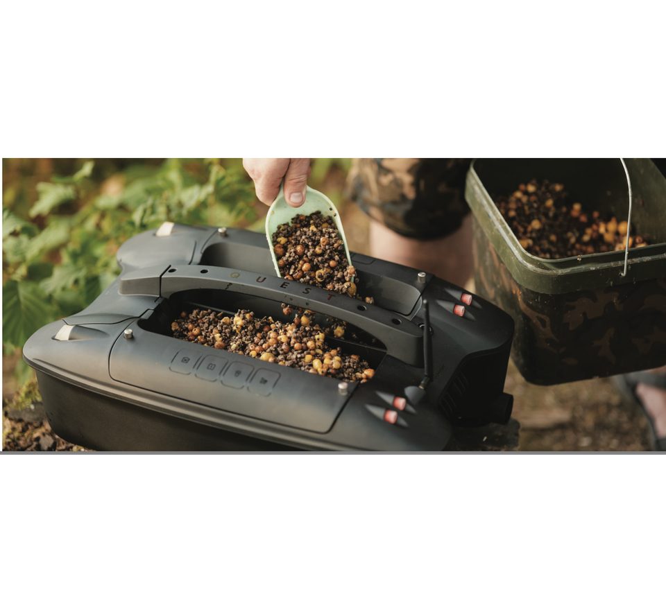 Deeper Zavážacia loď QUEST