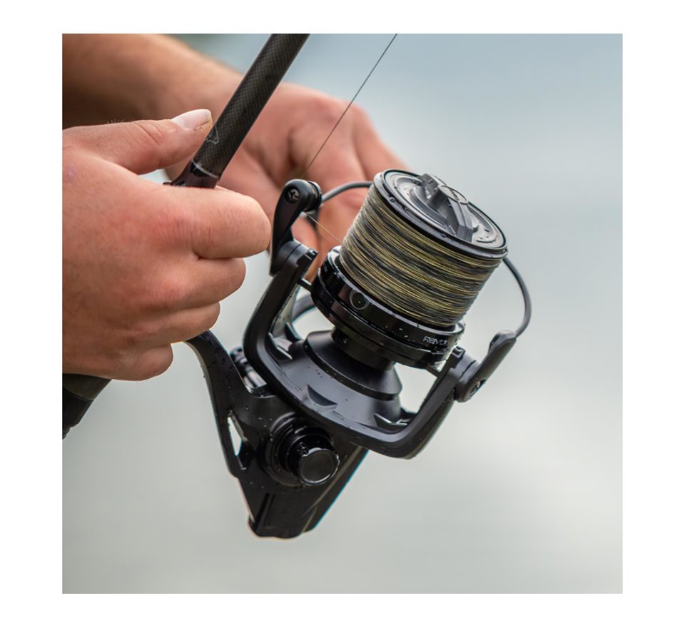 Avid Naviják Revolve 8000FD Reel