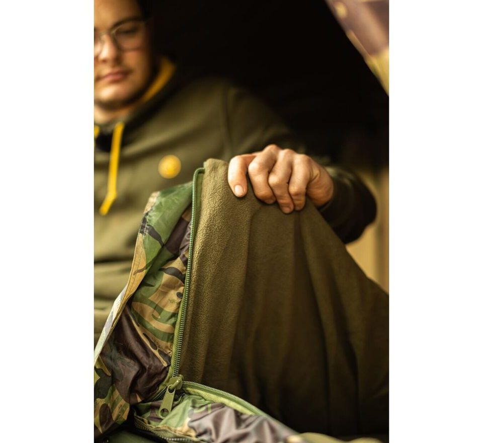 Wychwood Lehátko + spací vak Riot Tactical Compact 6 Leg Sleep System