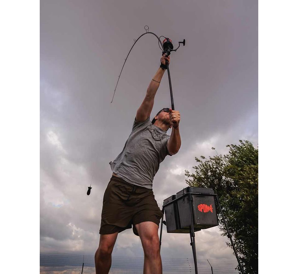 Fox Šokový šnúr Spomb Tapered Braided Leader Red