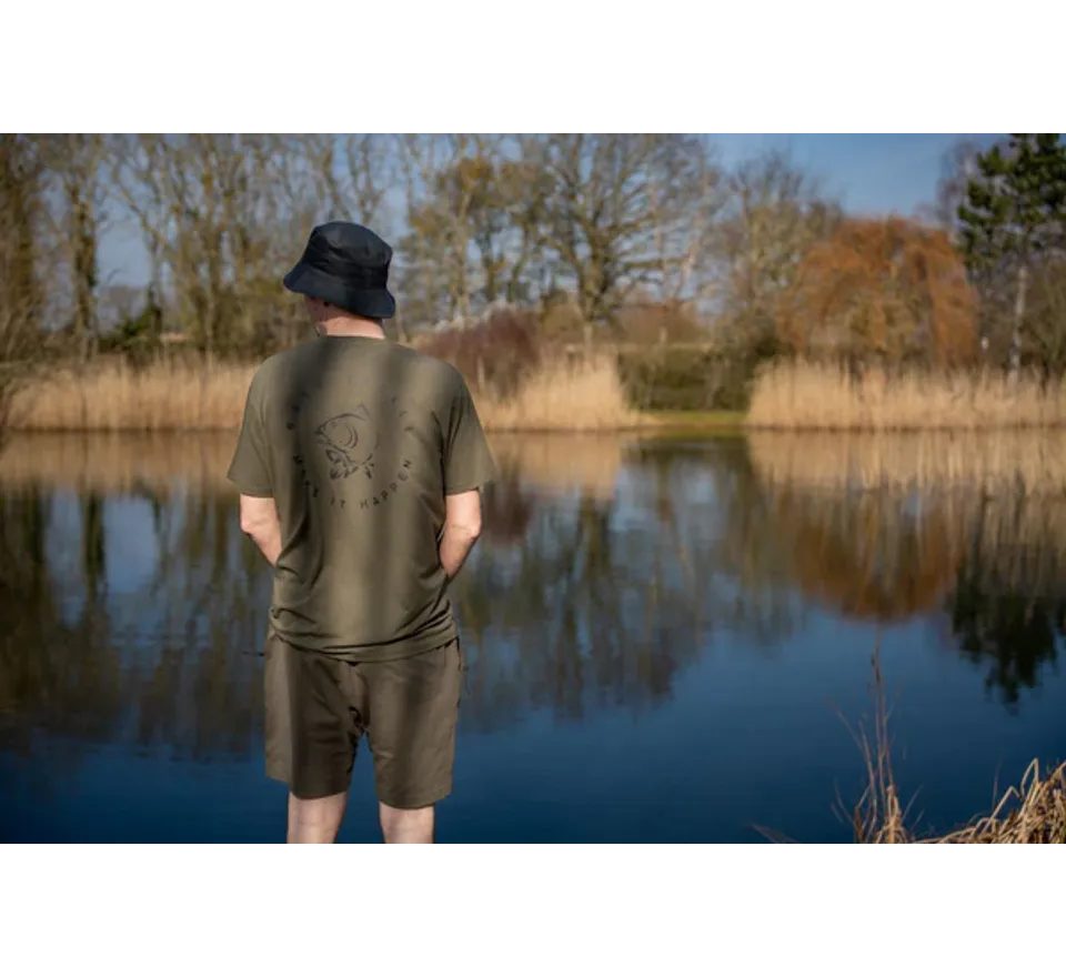 Nash Tričko Make It Happen Carp Logo T Shirt Zelené