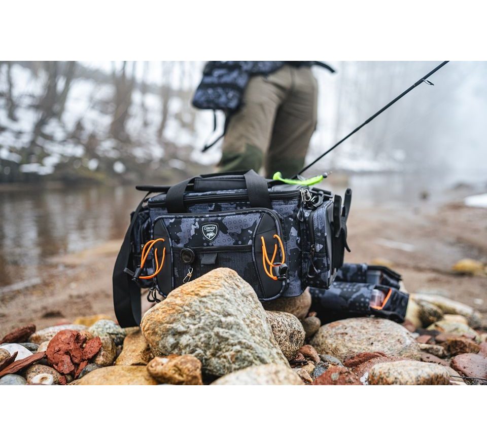 Giants fishing Vláčecí taška Spinning Bag Large