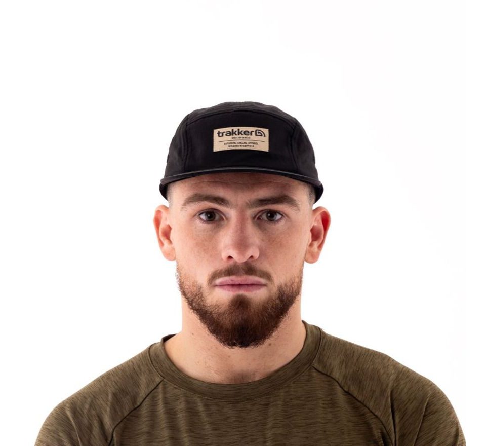Trakker Šiltovka 5 Panel Black Cap