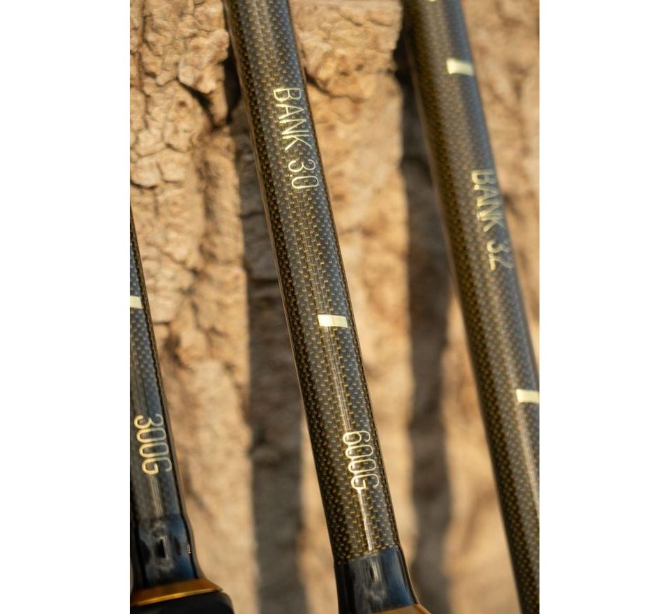 Black Cat Prút Battle Cat Elite Bank 2,8m 180-300g