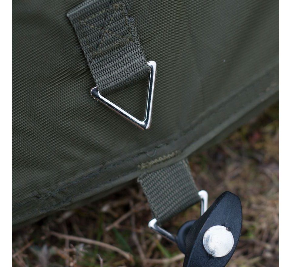 Chyť a pusť Přístřešek Brolly Thunder 60“