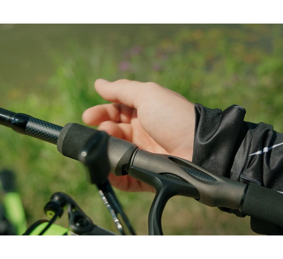 Delphin Prút Xtenz 360-390cm 60g