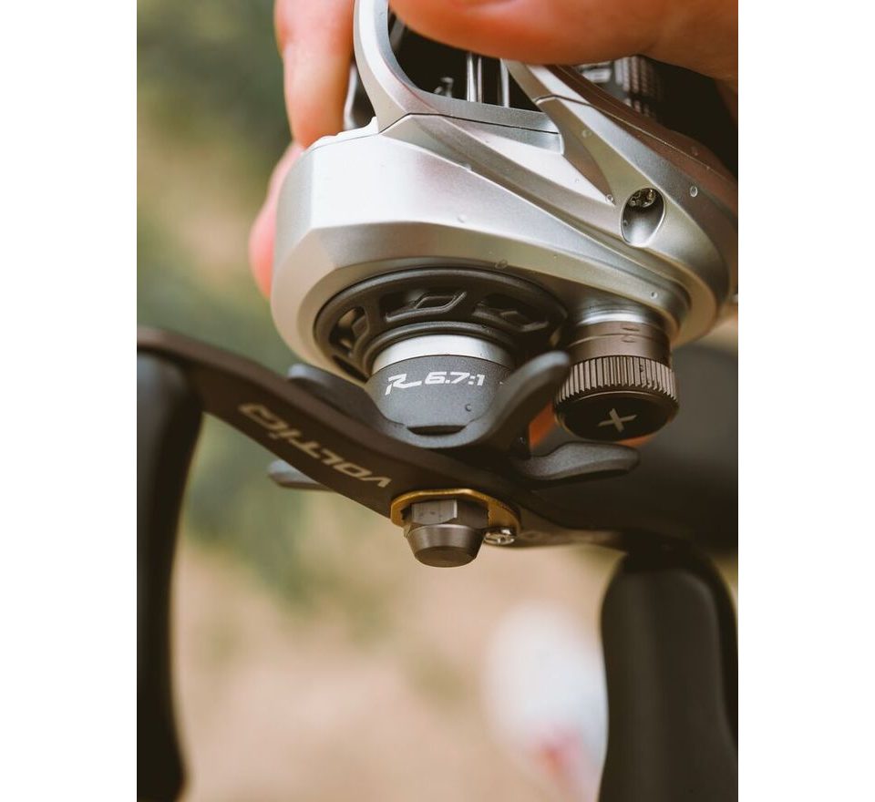 Abu Garcia Naviják Revo 5 X VoltiQ Low Profile VIQ