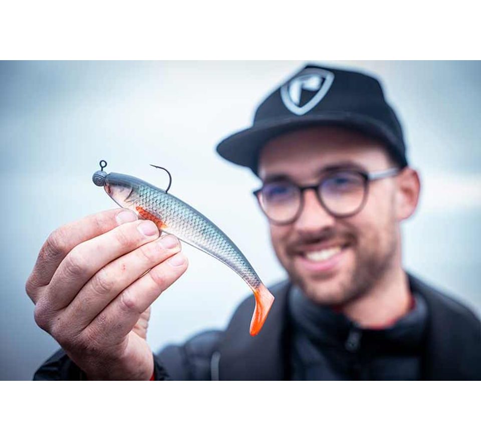 Fox Rage Gumová nástraha Zander Pro Shads Ultra Natural Roach