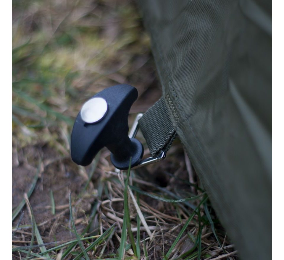 Chyť a pusť Přístřešek Brolly Thunder + Suretti Spací pytel Expert