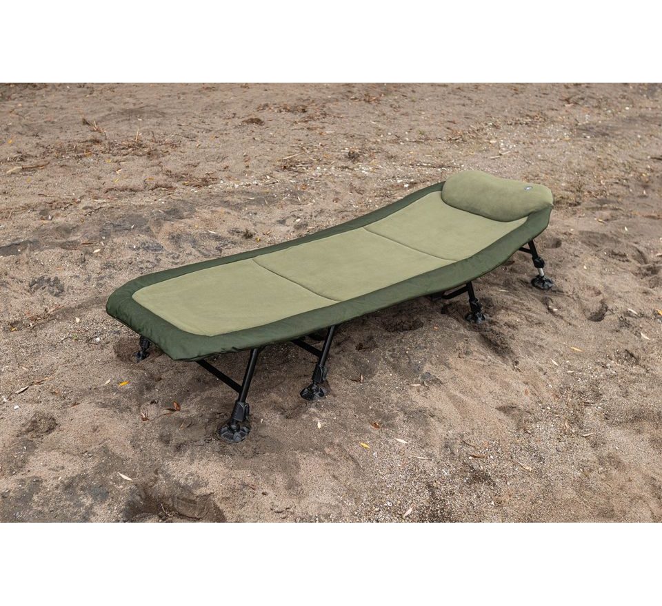 Giants fishing Lehátko Deluxe FX Bedchair 8Leg