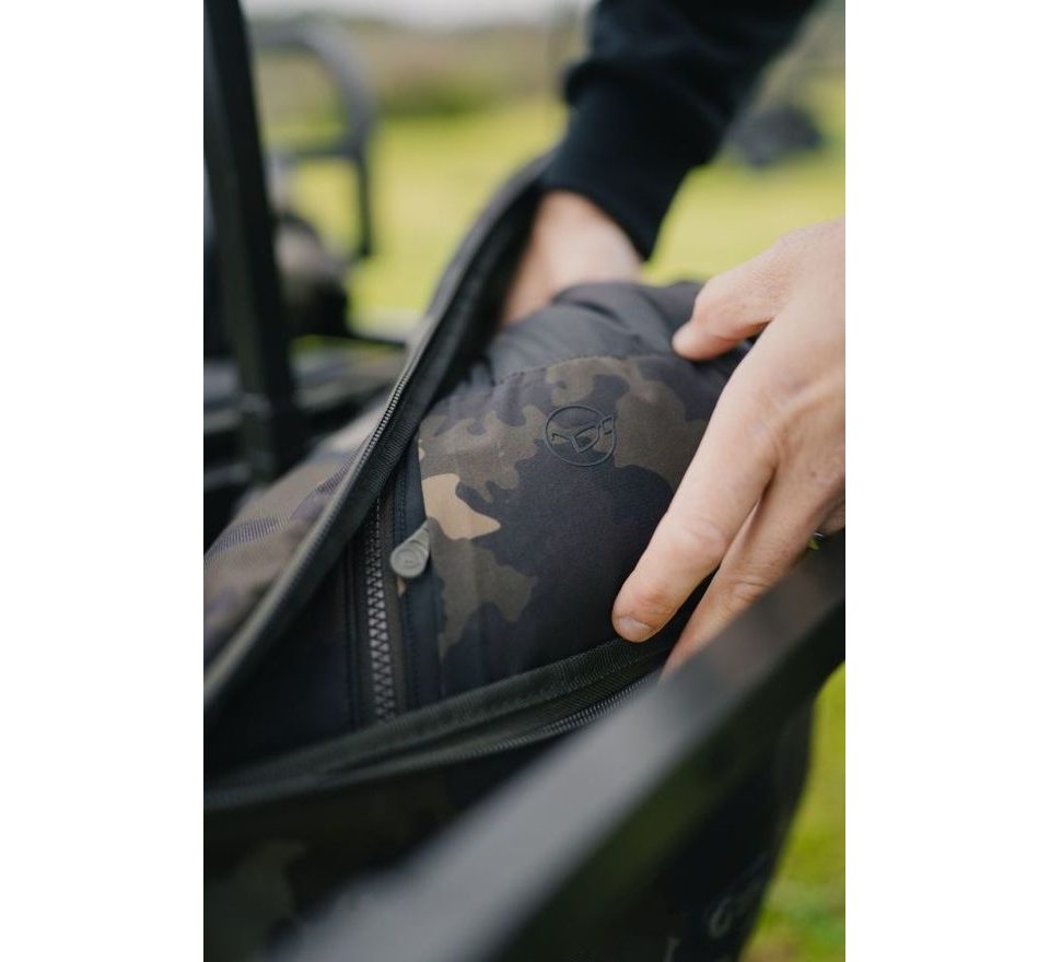 Korda Tepláky Insulated Jogger Dark Kamo