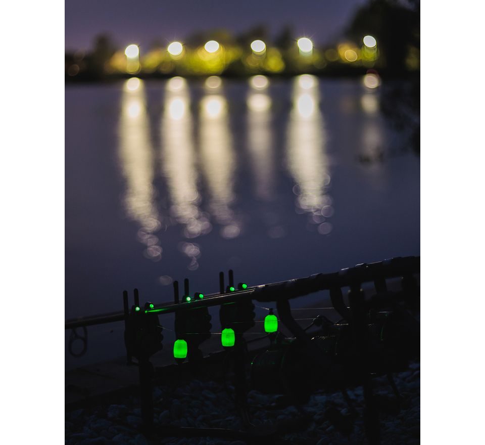 Fox Swinger Black Label Dumpy Halo Bobbin