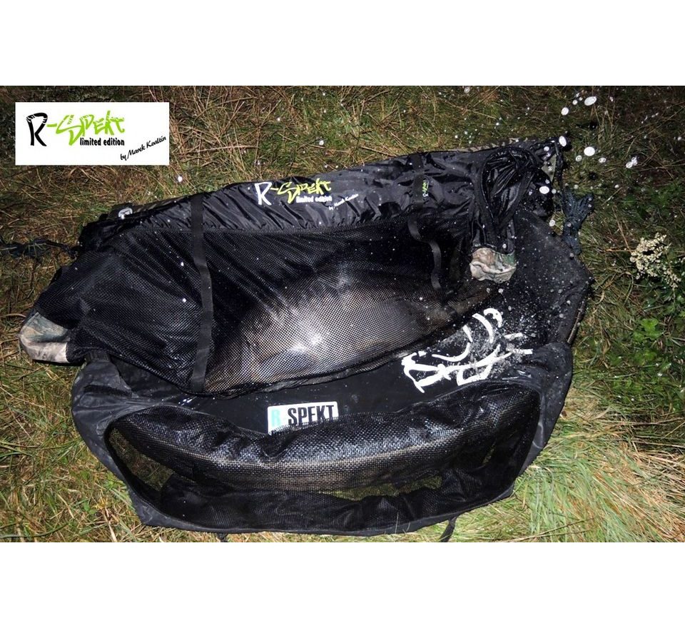 R-Spekt Přechovávací a vážící taška s plováky Monster