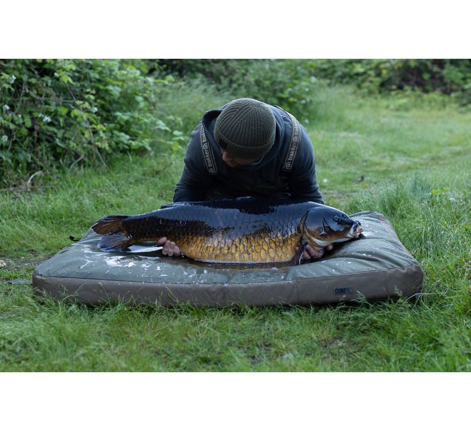 Korda Podložka Compac Hybrid Mat Dark Kamo