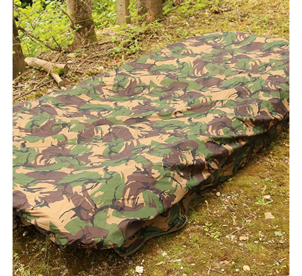 Gardner Přehoz na lehátko Camo / DPM Bedchair Cover and Bag