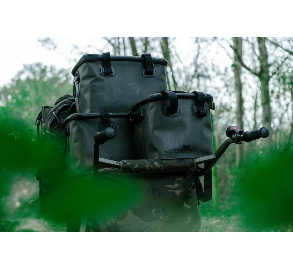 Nash Taška Subterfuge Waterbox Carryall Small 24L