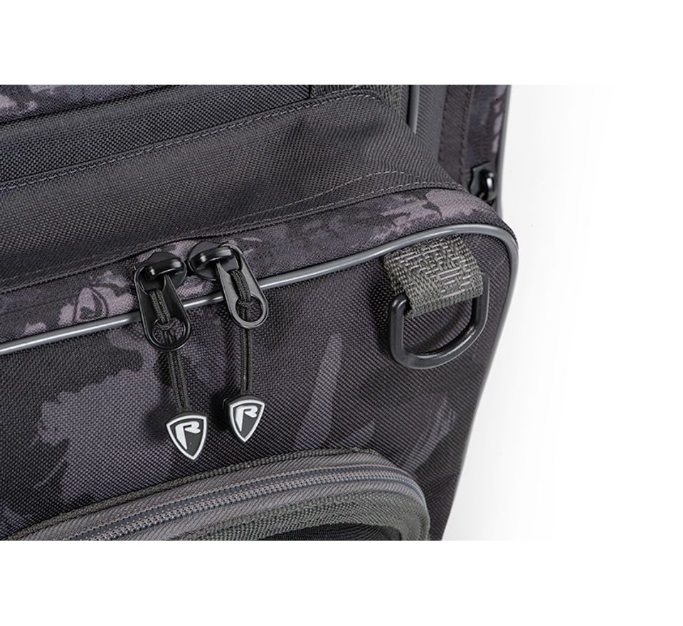 Fox Rage Taška Voyager Camo Medium Carryall