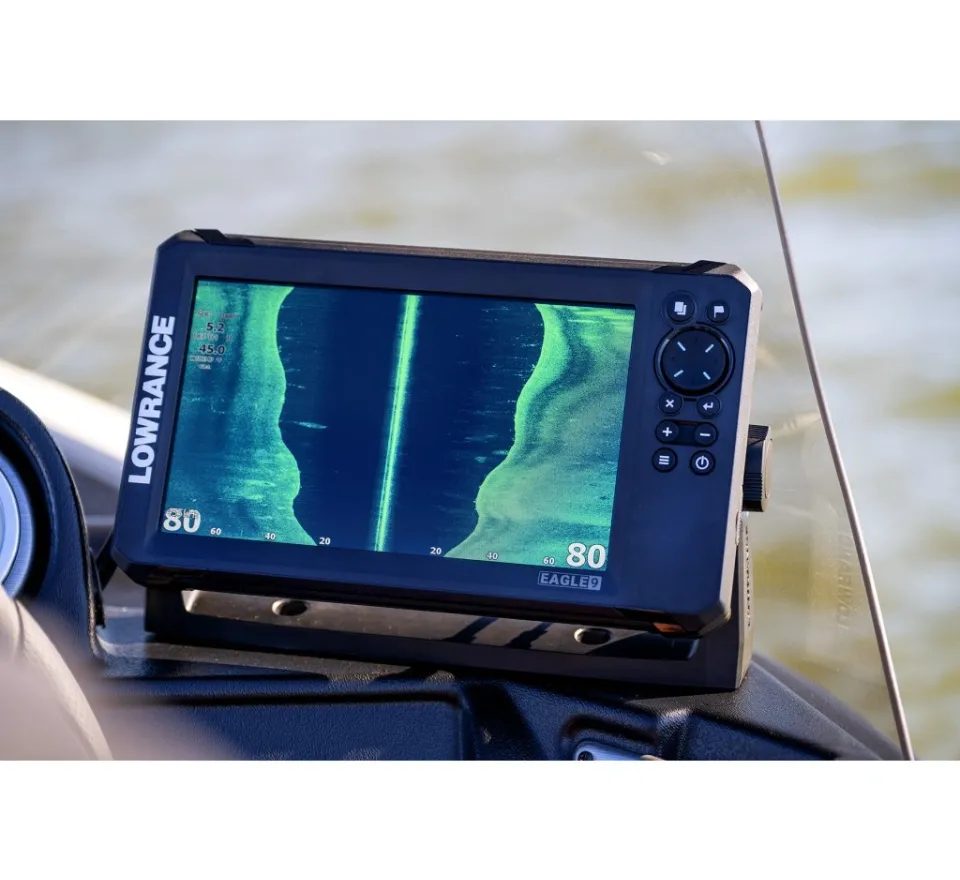 Lowrance Echolot Eagle 9 se sondou Tripleshot HD + baterie + nabíječka ZDARMA