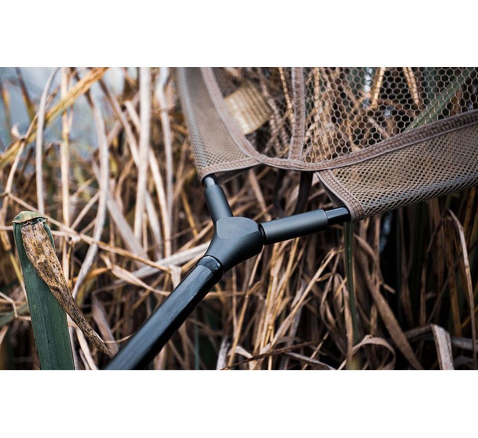 Trakker Podběrák Defy Landing Net