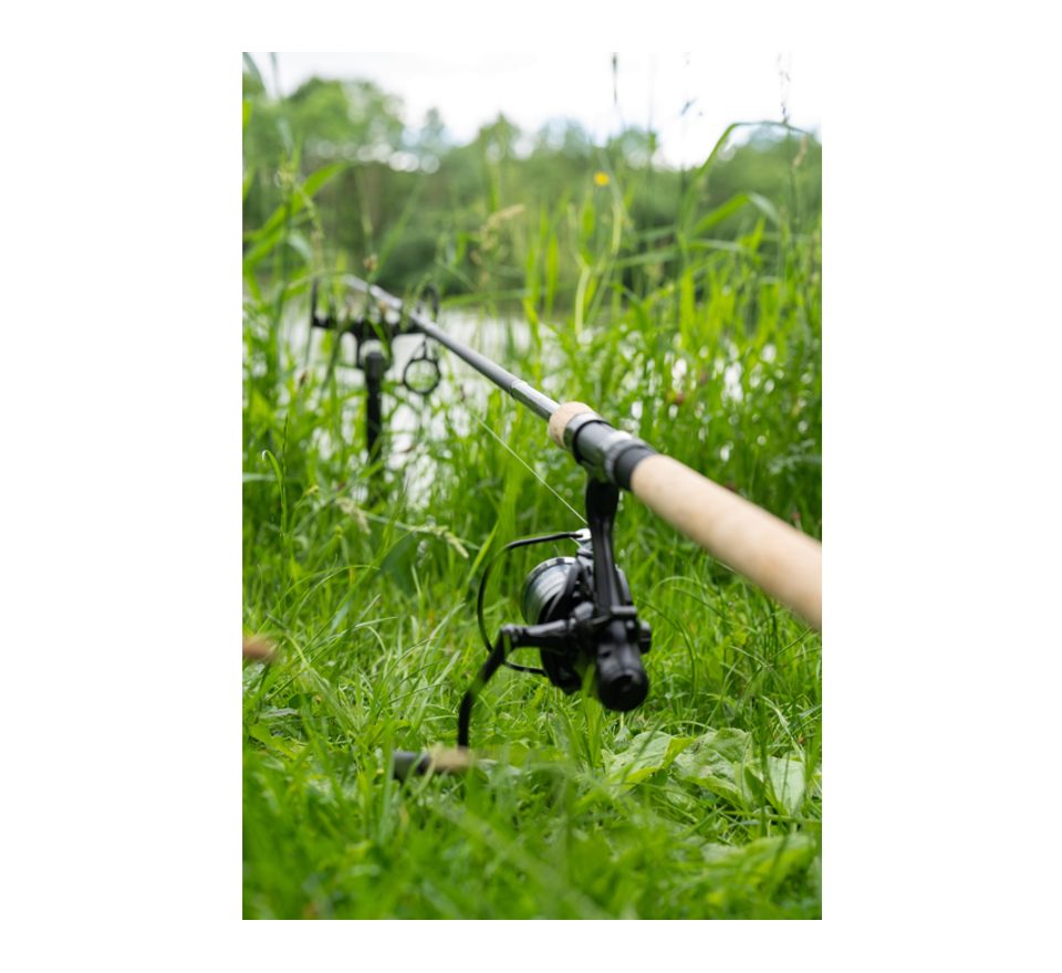 Zebco Prút Carp Combo 3m 2,75lb + navijak 3000FS + vlasec 0.30mm