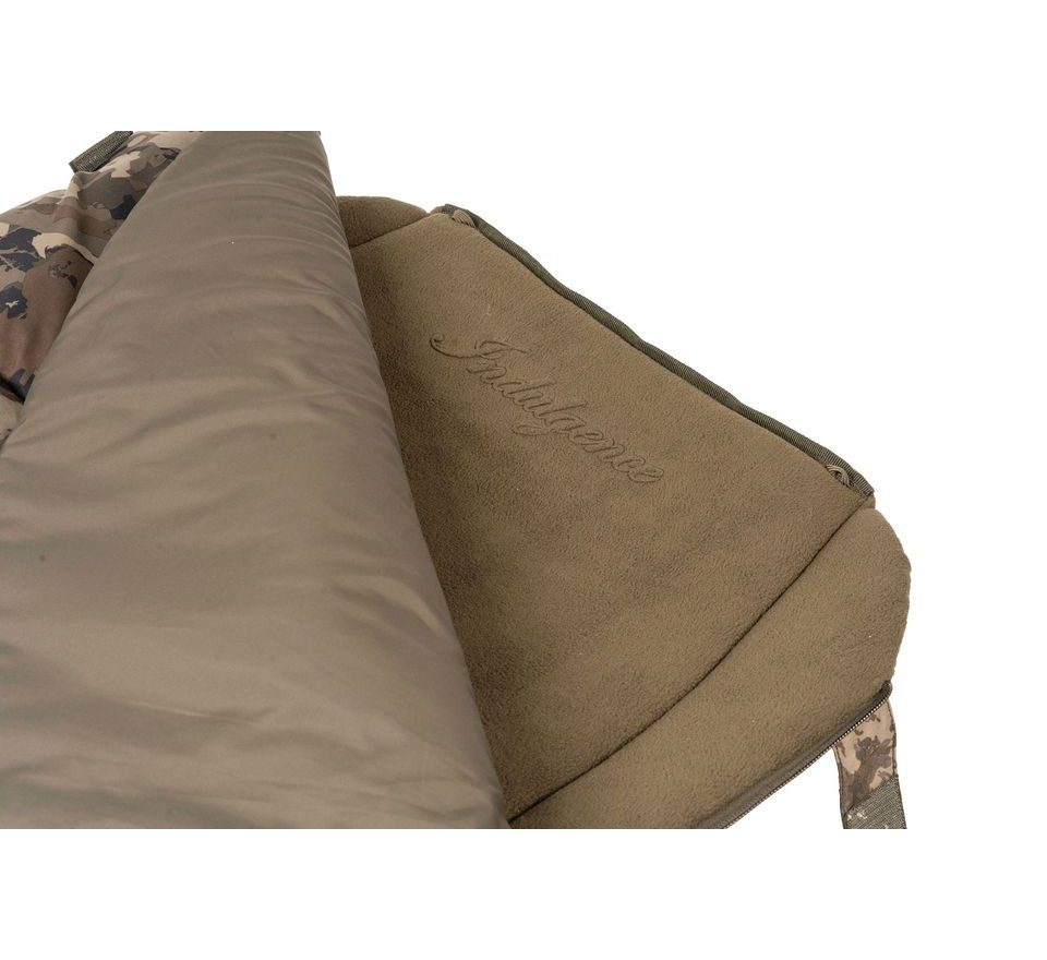Nash Detské Ležadlo so spacím vakom Indulgence 4 Leg Junior Sleep System Camo