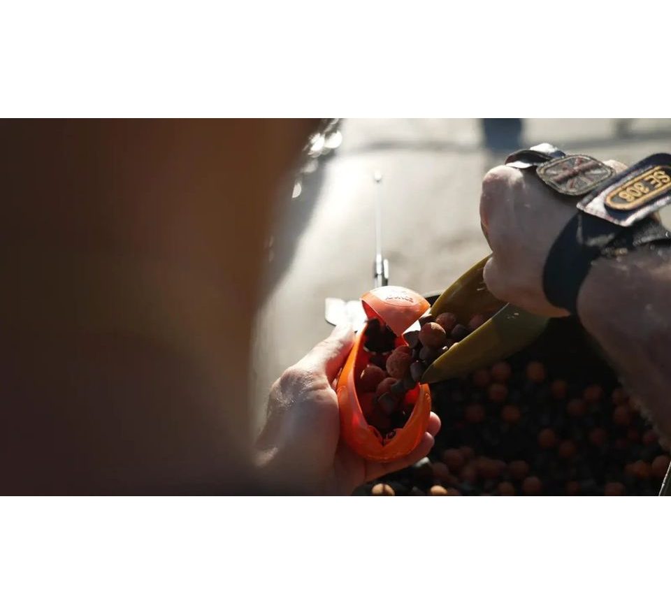 LK Baits Kŕmna raketa Spyder Spod Full Orange