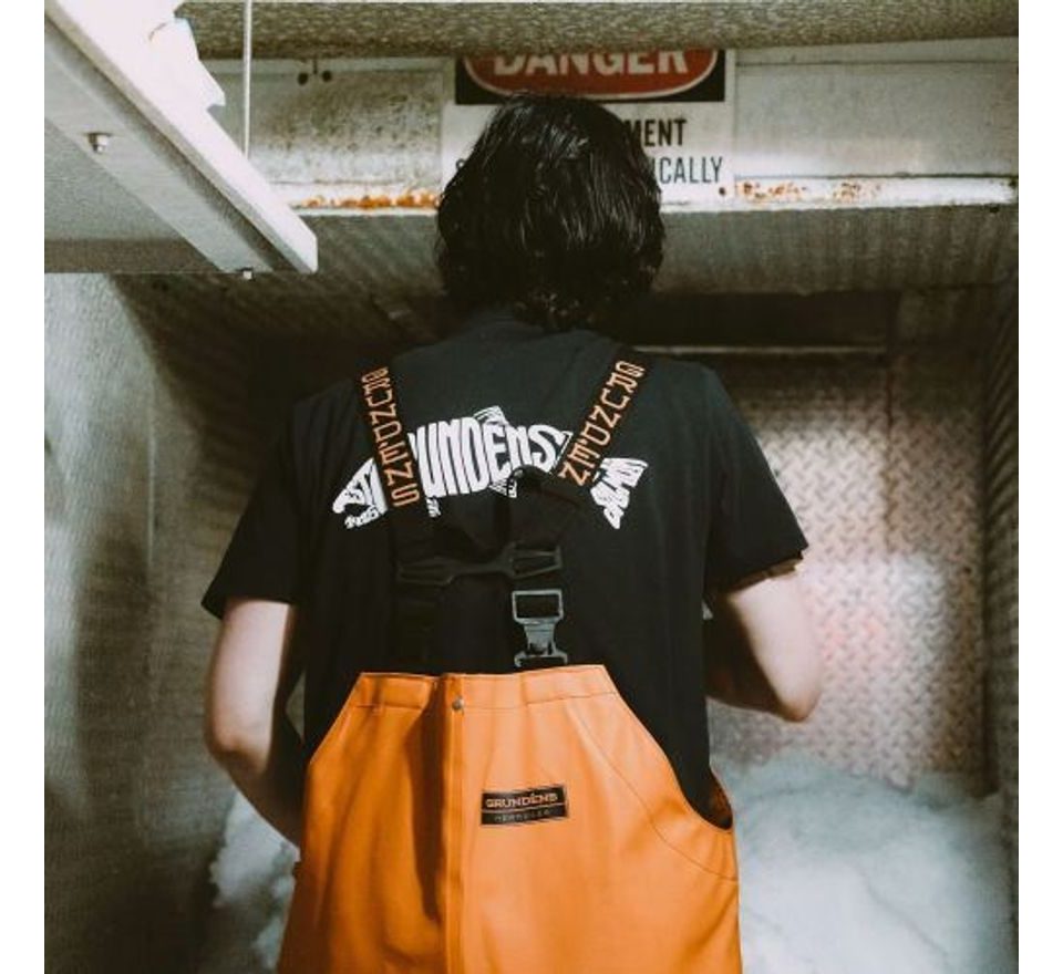 Grundéns Triko Eat Your Words HD Pocket Tee Black Salmon Graphic