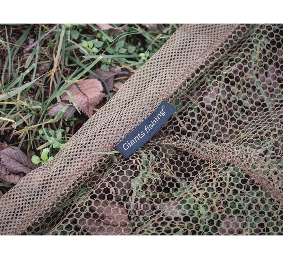 Giants Fishing Akční set Podběrák Carp Net Deluxe 42 + Plovák Camo Net Float Standard