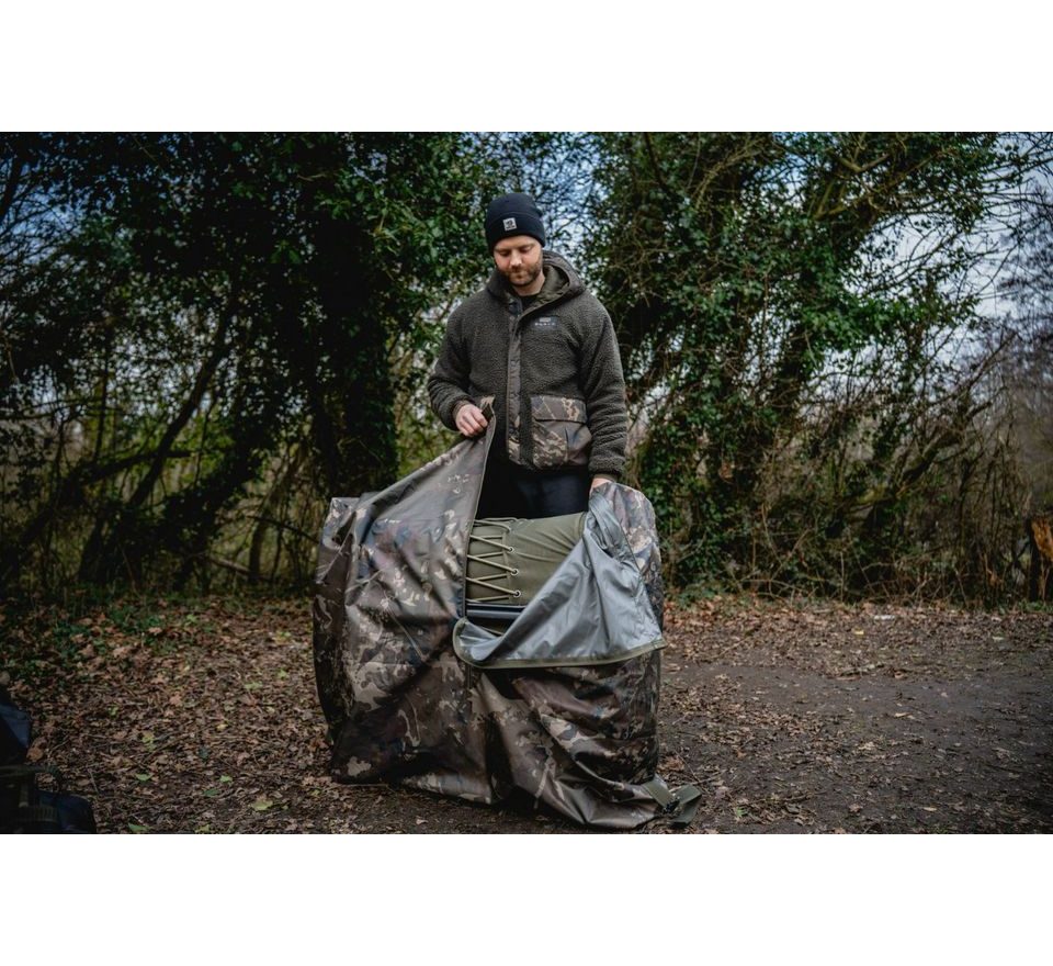 Nash Prepravná taška na lehátka Subterfuge Waterproof Bedchair Bag