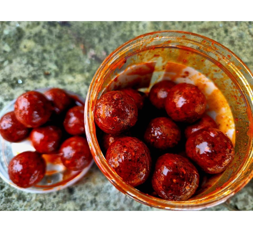 G.B.U. Boilies v dipu Bullets D5 200g