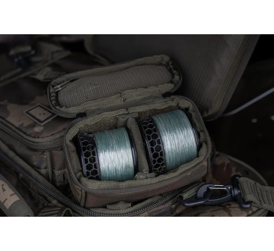 Nash Puzdro Subterfuge Tackle Pouch Medium