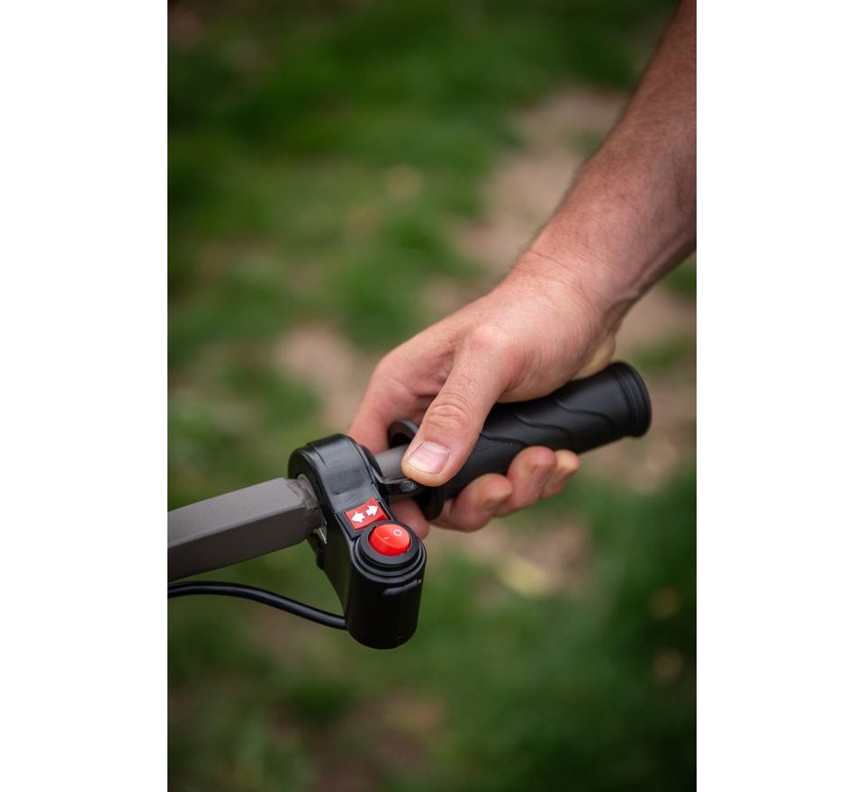 Fox Vozík Transporter 24v Power Plus Barrow Including 2 x 9Ah 12v batteries and charger