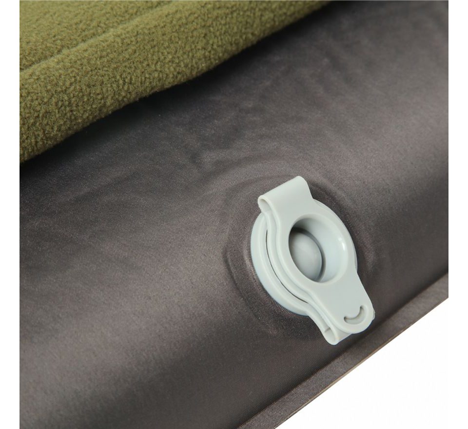 Giants fishing Lehátko Luxury Air Bedchair 8Leg