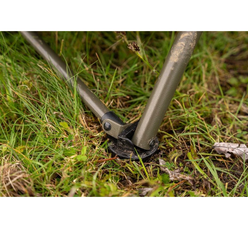 Avid Kreslo Revolve Low Chair