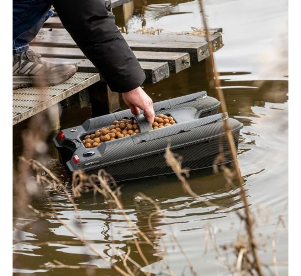 RidgeMonkey Zavážecí loďka Hunter 3000 Bait Boat Echo Edition