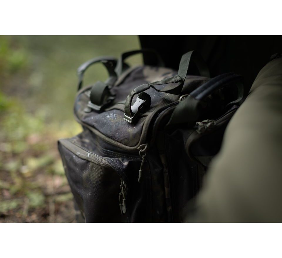 Korda Batoh Compac Rucksack 30 Dark Kamo