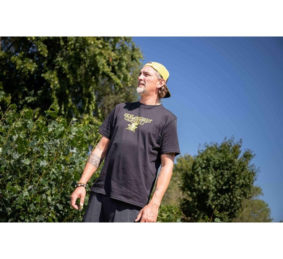 Black Cat Triko Distressed Logo Black Tee