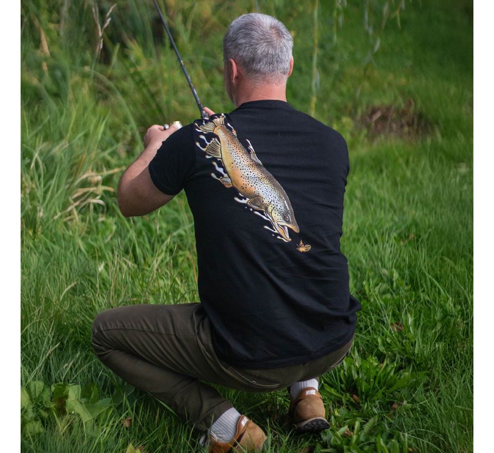 Giants fishing Tričko pánské černé Pstruh s muškou