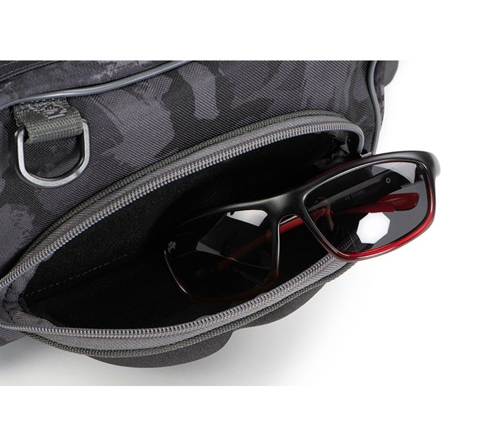 Fox Rage Taška Voyager Camo Large Carryall