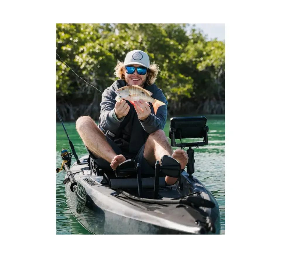 Lowrance Echolot Eagle 7 se sondou TripleShot HD + baterie + nabíječka ZDARMA