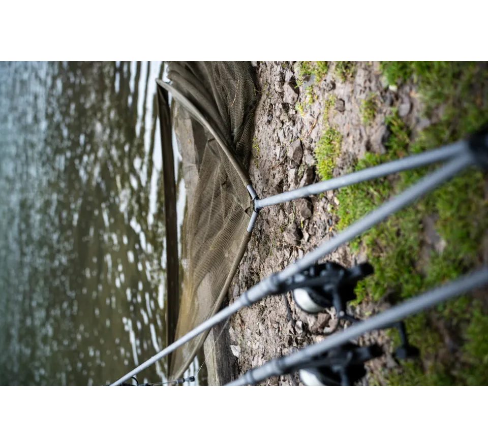 Nash Podběráková síť Air Force Landing Net Mesh Standard