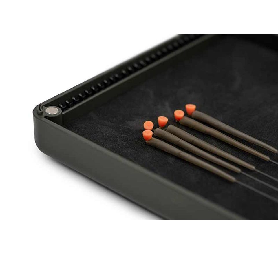 Fox Pouzdro na návazce Edges Medium Rig Box 50 pin